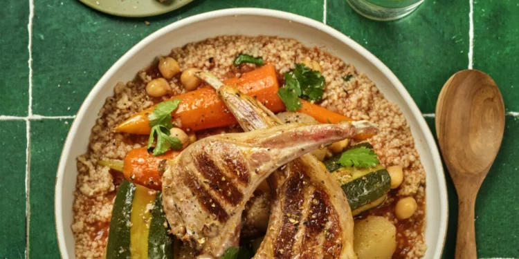 Recette : Couscous rapide aux côtelettes d’agneau