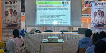 Éducation : l’École Supérieure des Techniques Avancées présente ses offres au futurs bacheliers