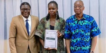 Soutenance : Éléonore Kocty dépeint la pratique du métier d’artiste interprète au Burkina