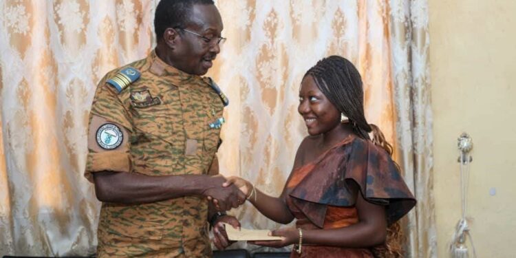 Burkina Faso : Fabio’s fait don d’un million aux veuves et orphelins en hommage aux FDS tombés