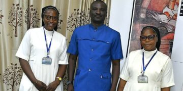 Centre Marie Pouspin de Pô : le Secrétaire général du Gouvernement reçoit la directrice