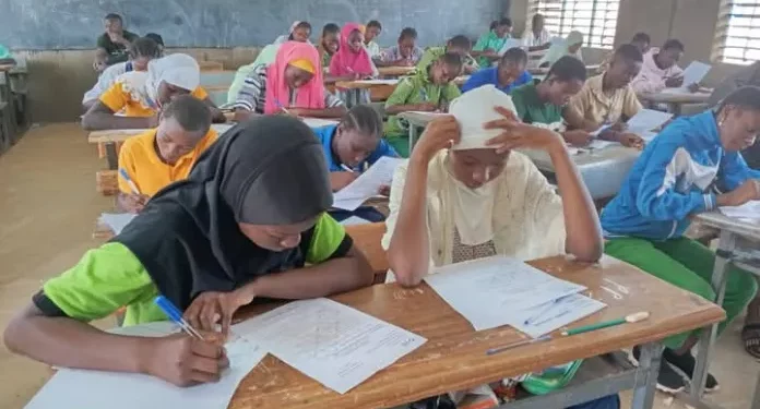 « Elites mathématiques » : Des bourses scolaires pour les deux meilleures candidates de chaque catégorie
