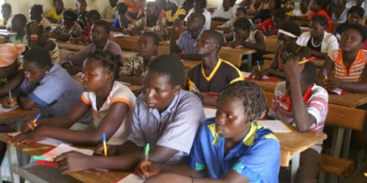 Initiative présidentielle :  Les élèves du Burkina Faso appelés à une Immersion patriotique obligatoire