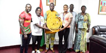 Championnat d’Afrique de bodybuilding : Des trophées présentés au ministre des sports