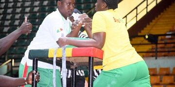Sport Bras de fer : Stessie Martiale Sawadogo et Patricia Ouattara décrochent 2 médailles d’argent