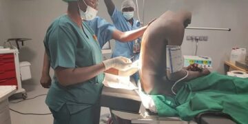 Centre hospitalier régional de Manga : La toute première incision chirurgicale validée
