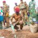 Le Président du Faso, le Capitaine Ibrahim TRAORÉ a planté un tamarinier, une plante médicinale aux vertus multiples. Il  appelle les Burkinabè à participer activement à la campagne nationale de reforestation et à la Journée nationale de l'Arbre, par la plantation et l'entretien des arbres.