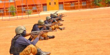 École nationale de Sapeurs-Pompiers (ENASAP) : 31 personnels féminins parmi les 500 recrues présentées au Drapeau
