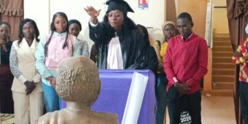 Soutenance : Lyna Floriane Valian valide sa thèse sur les hernies non étranglées à l’hôpital Saint Camille de Ouagadougou