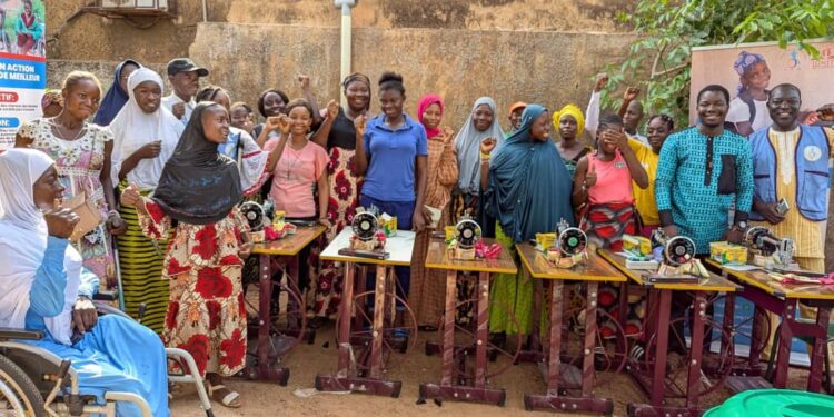 Ouagadougou: 15  filles handicapées formées en entrepreneuriat