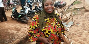Le manioc bouilli : un met local très prisé en cette période pluvieuse