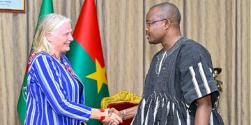 Coopération Burkina Faso-Pays Bas : Fin de mission pour l’Ambassadeur Esther Loeffen