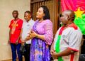 Championnat d’Afrique des Nations (CHAN) : L’Ambassadeur Myriam Aman Wedraogo Soulama rend visite à la délégation burkinabè