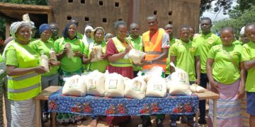 Faso Mêbo : Faso Attiéké fait don de 100 kg d’attiéké et de 3 cartons de poissons