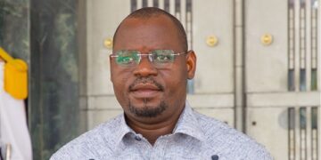 Ministère de la justice : Les costumes du Président et des membres du Conseil constitutionnel, désormais à base de cotonnade burkinabè