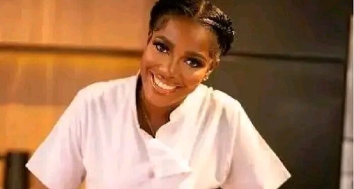 Art culinaire : La cheffe nigériane Hilda Baci bat le record mondial de riz jollof