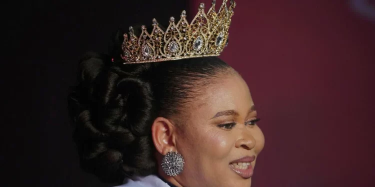 Nigeria : Anita Chidiebube-Dike, la toute première reine de beauté albinos du monde