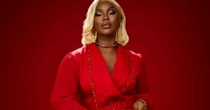 Roseline Layo, détentrice du Primud d’Or 2024, de nouveau en lice pour le titre suprême en 2025