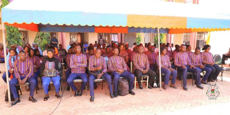 Burkina Faso : Une cohorte de 179 travailleurs sociaux dont 61 femmes, prêts à servir avec dignité et humanité