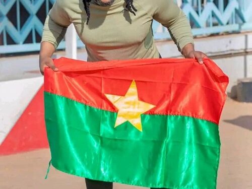 Sport :  « King of Squats » au Burkina Faso,  des réactions controversées