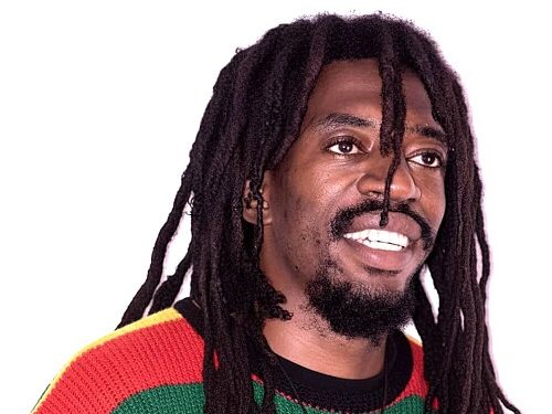 Musique: « Je suis content quand je vois une jeune étudiante, heureuse et épanouie », Mister Kay