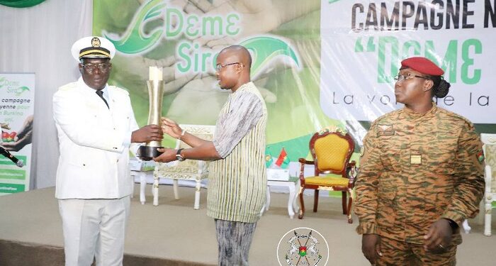 Burkina Faso : « Dɛmɛ Sira », une campagne nationale de solidarité porté par chaque burkinabè