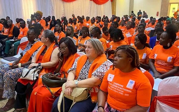 16 jours d’activisme : jeunes et experts unis contre la violence numérique faite aux femmes et aux filles