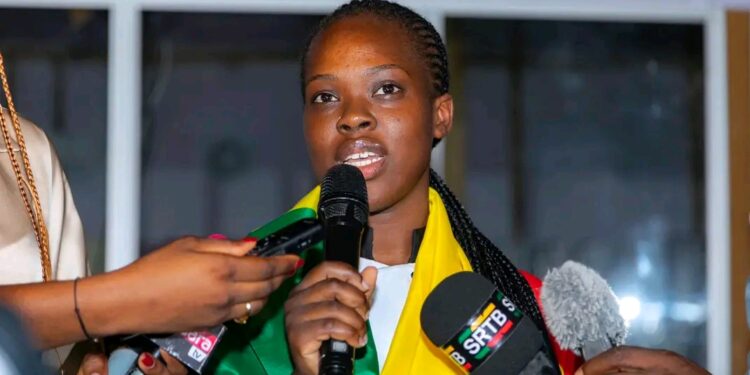 Guinness World Records : Cheffe Keith Sonon atteint les 15 jours de cuisine et décide de continuer